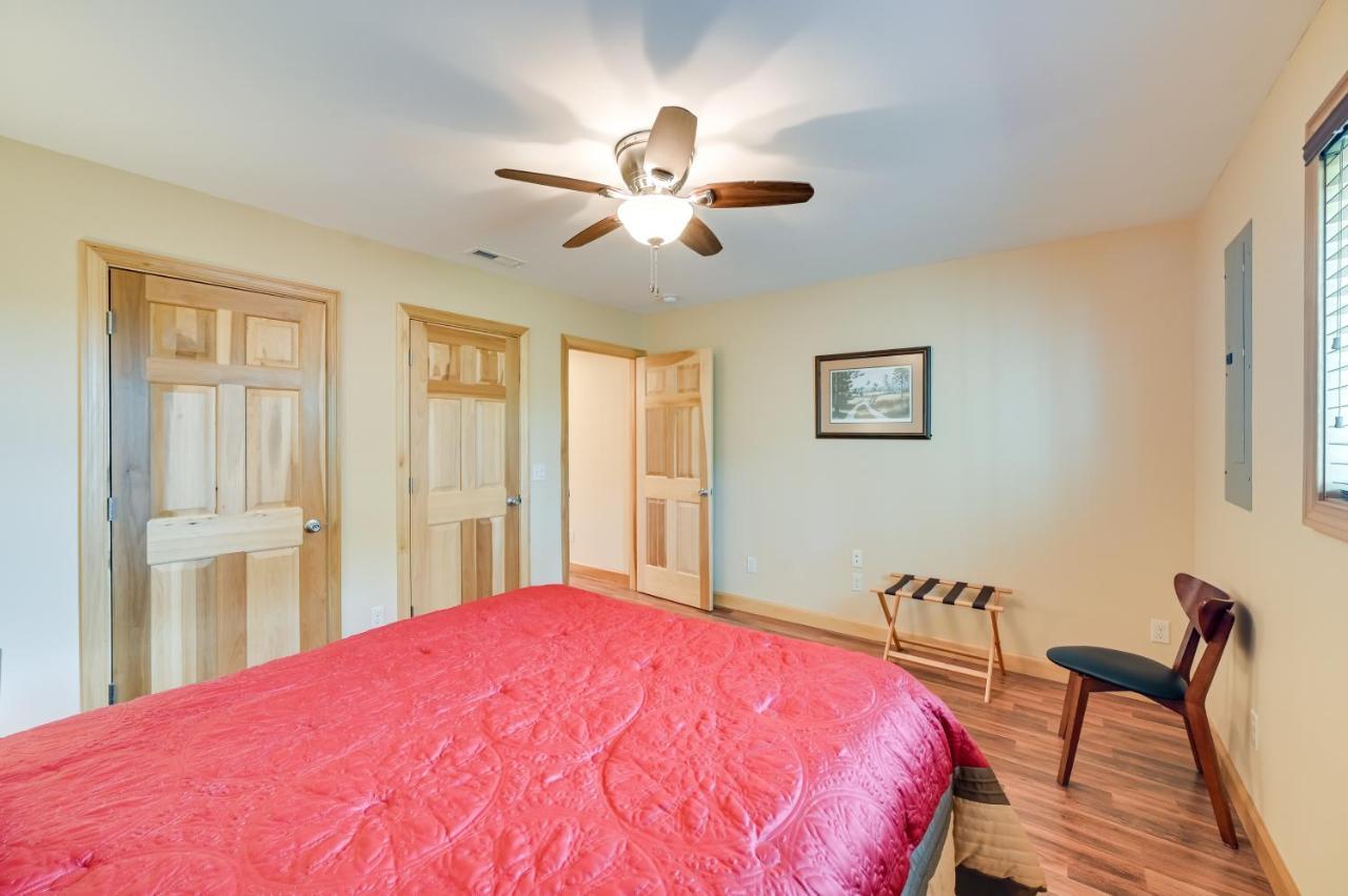 Kentucky Lake Getaway With Lookout Deck, Water View! New Concord Buitenkant foto