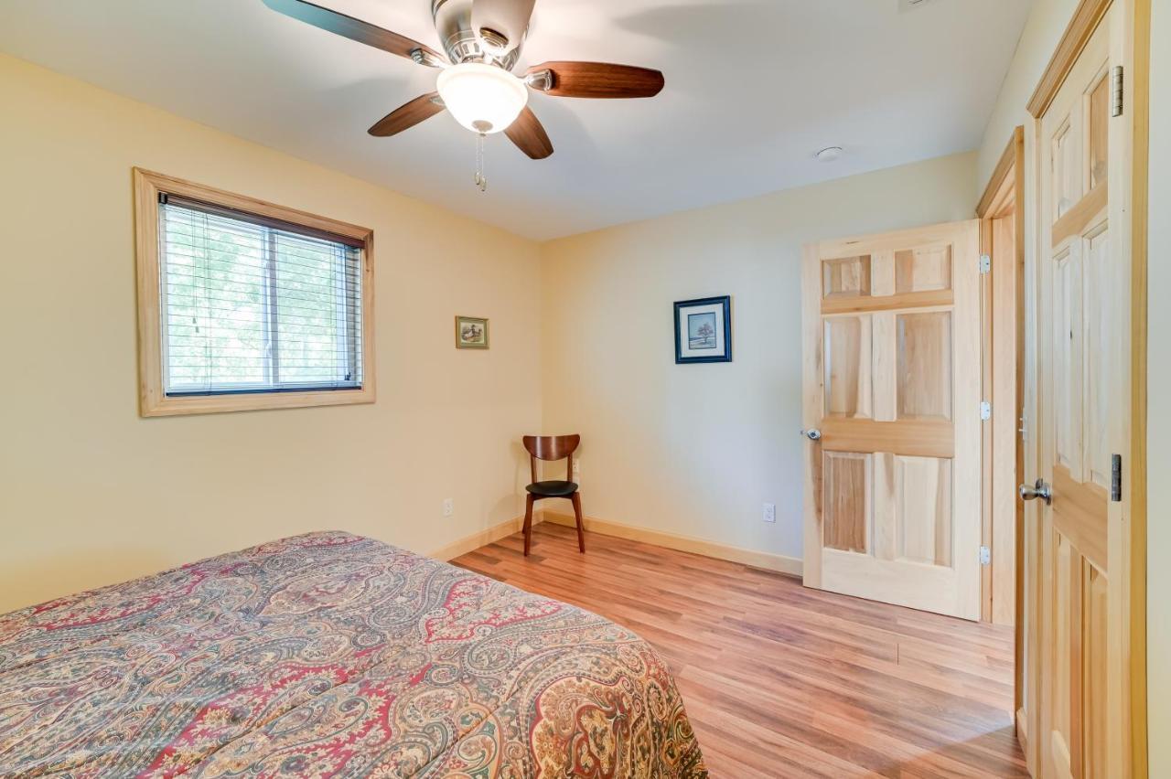 Kentucky Lake Getaway With Lookout Deck, Water View! New Concord Buitenkant foto
